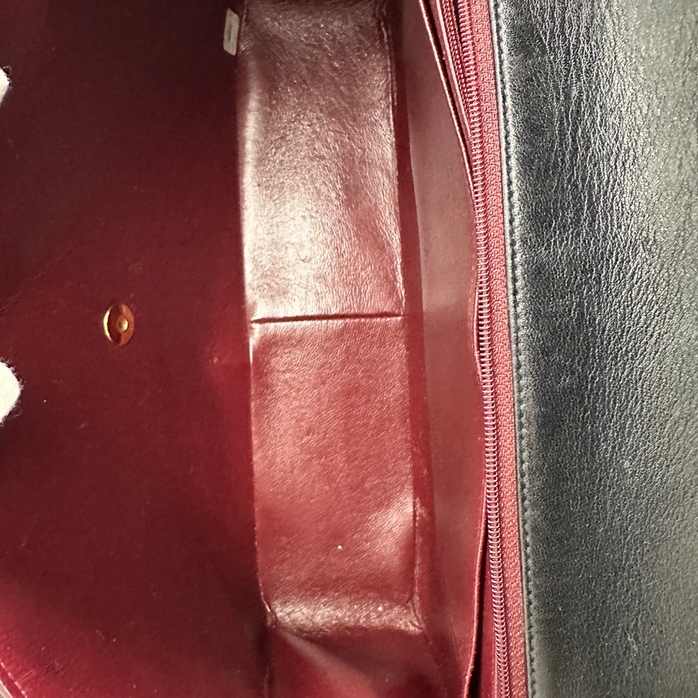 Vintage Chanel Maxi Single Flap - Picture 13 of 16